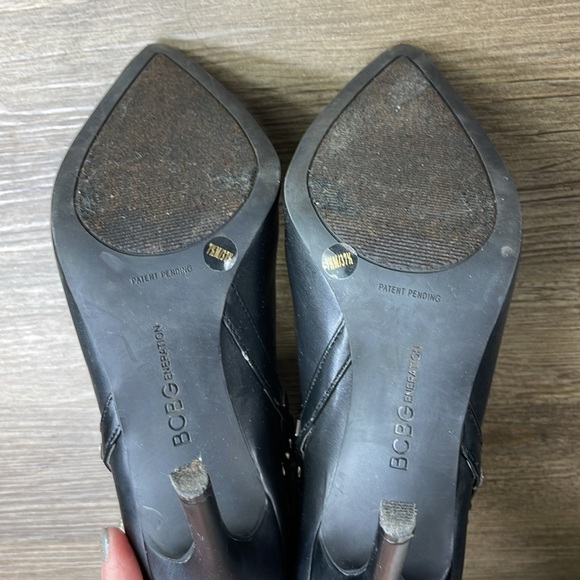 BCBGeneration Women’s Timoh Studded Pointed Toe Black Heeled Booties, size 7.5 - Picture 11 of 13